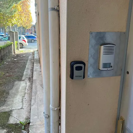 De La Republique Appartement Carbonne